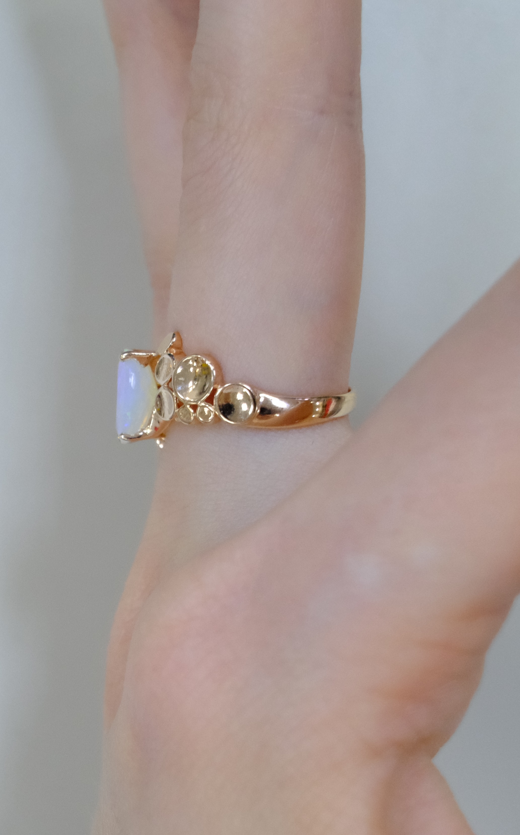 Серебряное кольцо с опалом